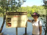 Crocodile warning [Kakadu Natl Park] * 1280 x 960 * (391KB)